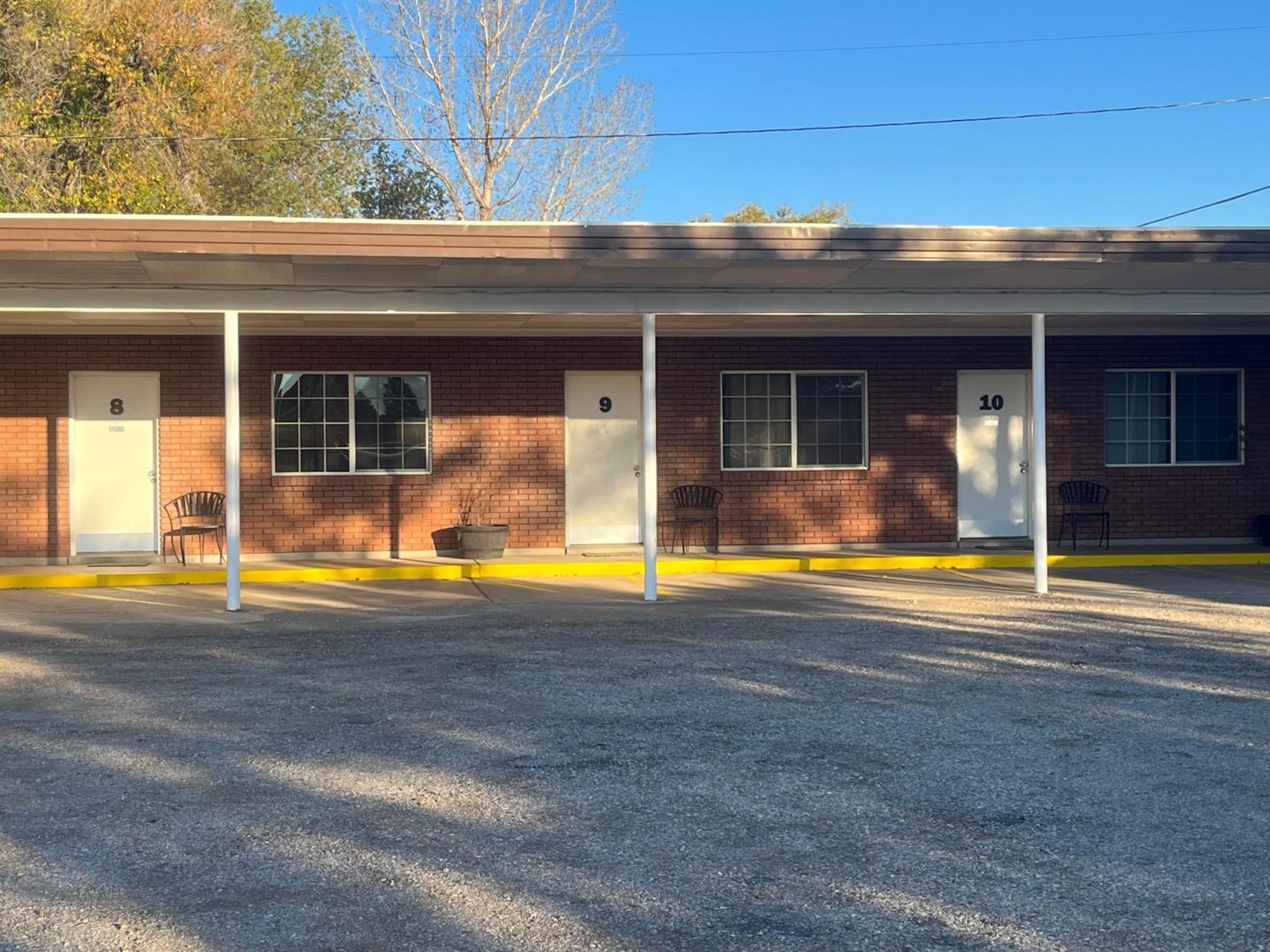 Delano Motel & Rv Park Beaver Exterior photo