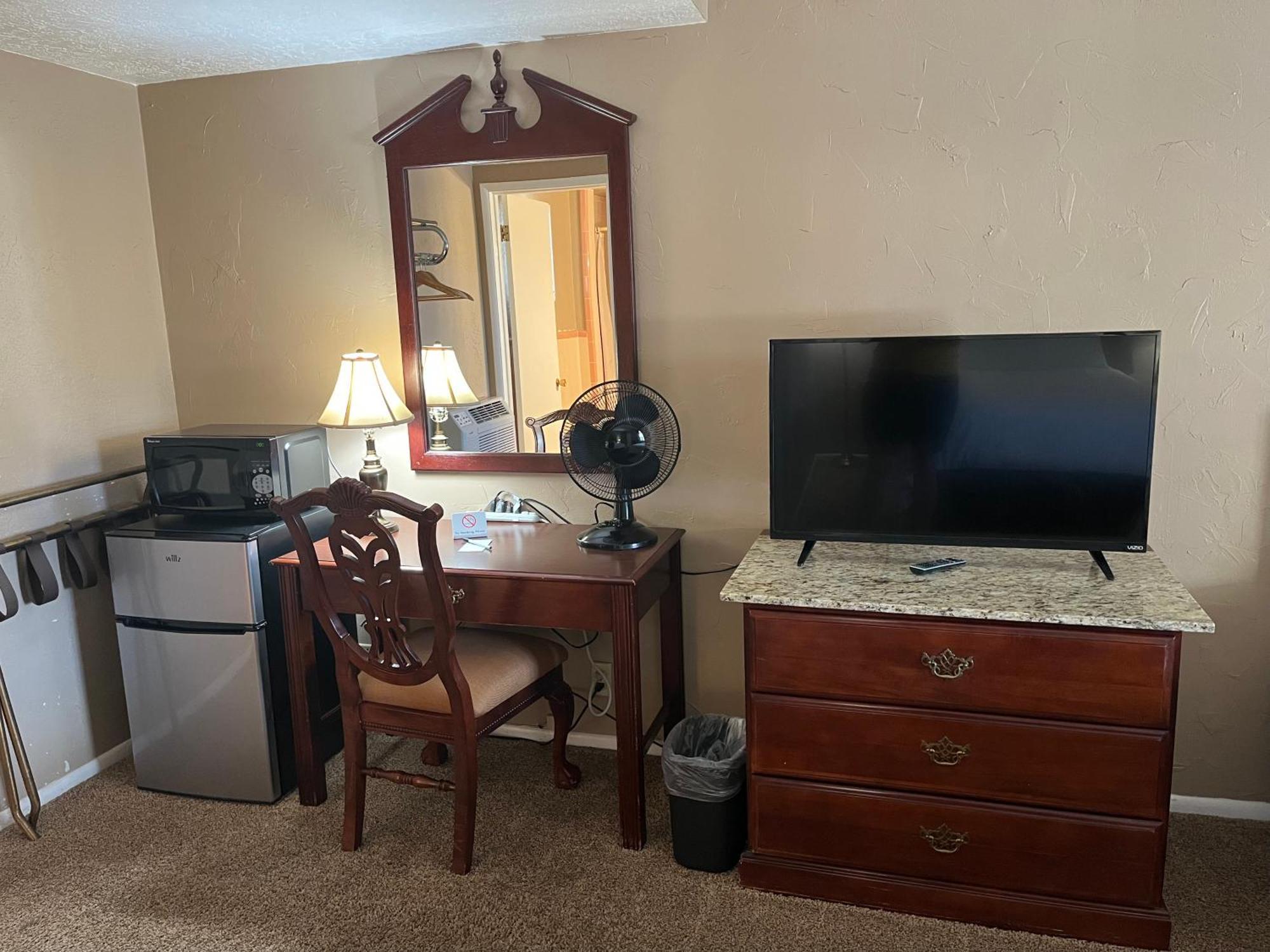 Delano Motel & Rv Park Beaver Room photo